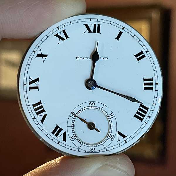 1908 South Bend Watch Grade 290 Simple white and black roman numeral dial