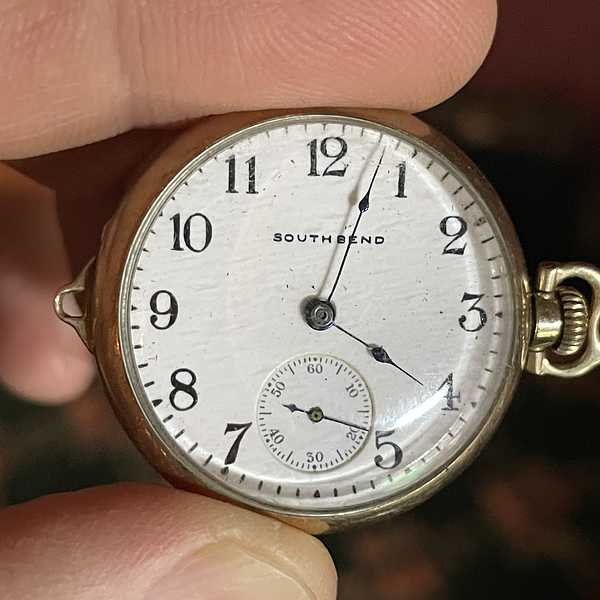 1911 South Bend Watch Grade 110 Simple black and white dial with thin hands